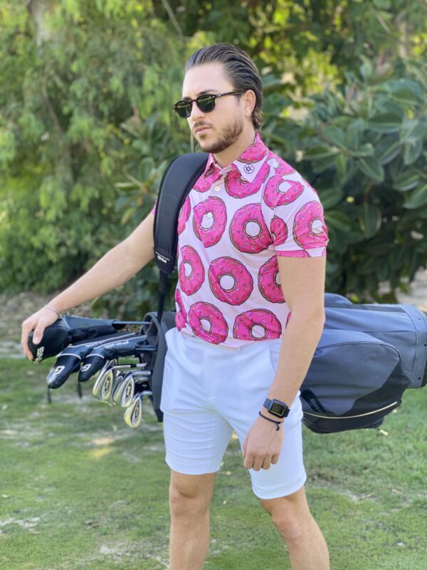 Polo de golf rosa donuts